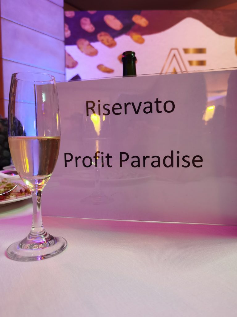Profit Paradise VIP table at Affiliate Expo